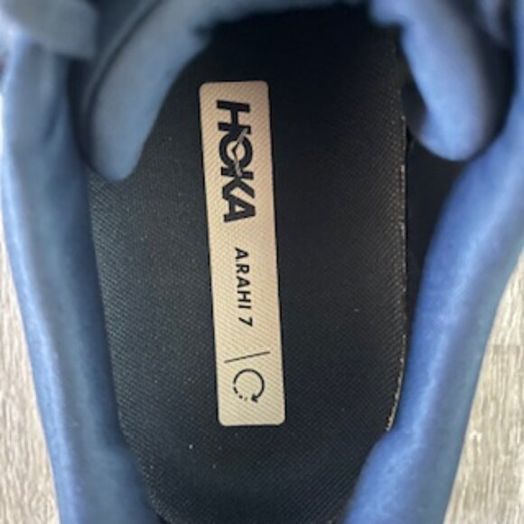 Athletic_Shoes